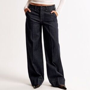 NWOT Curve Love Low Rise Ultra Loose Trouser Jean - Abercrombie & Fitch (28/6L)